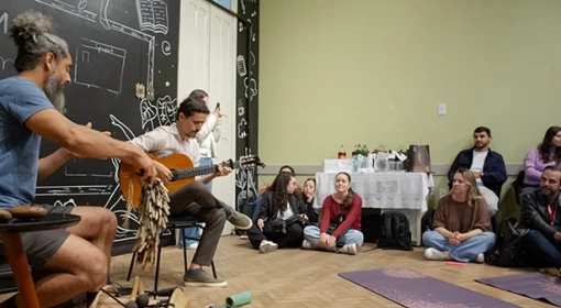 FAPAM promove bate-papo sobre criação musical com músicos convidados