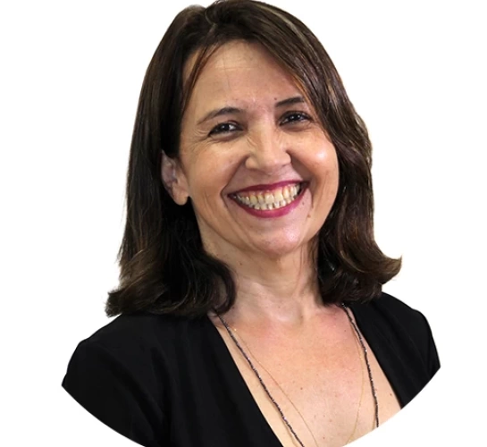 ANNÉVIA PALHARES VIEIRA DINIZ OLIVEIRA